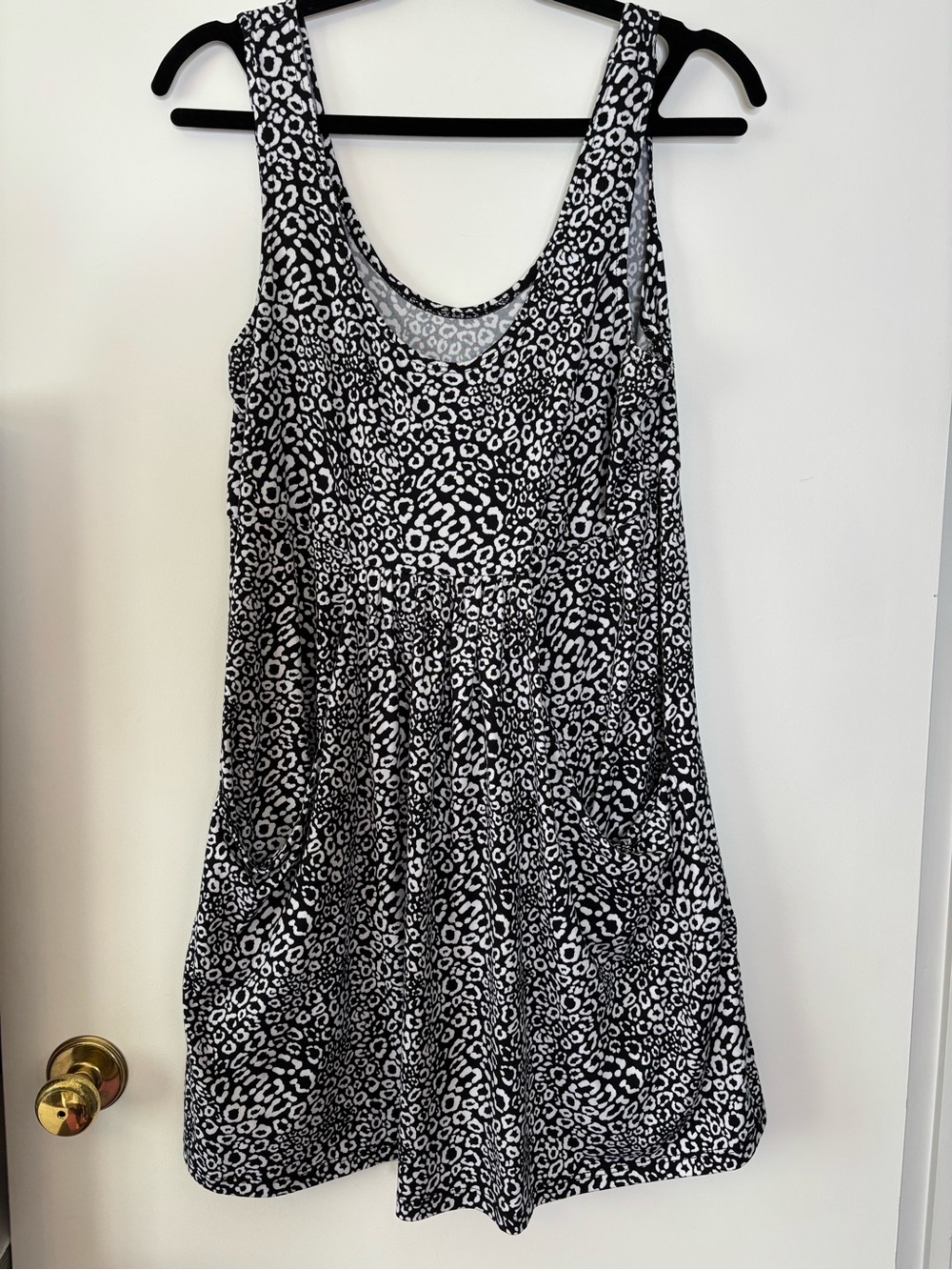 Source Unknown Black & White Leopard Print Mini Dress